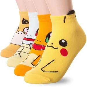 Simpatici calzini Pokemon (Pikachu, Charmander, Enton o Schiggy)